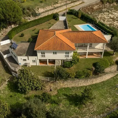 Casa Panoramica Aurora Сasa de vacaciones Celorico De Basto
