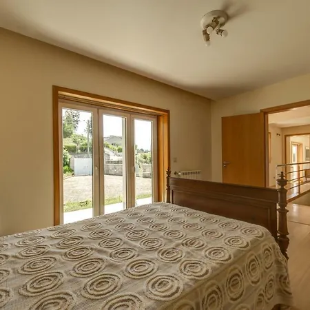 Semesterbostad Casa Panoramica Aurora Celorico De Basto